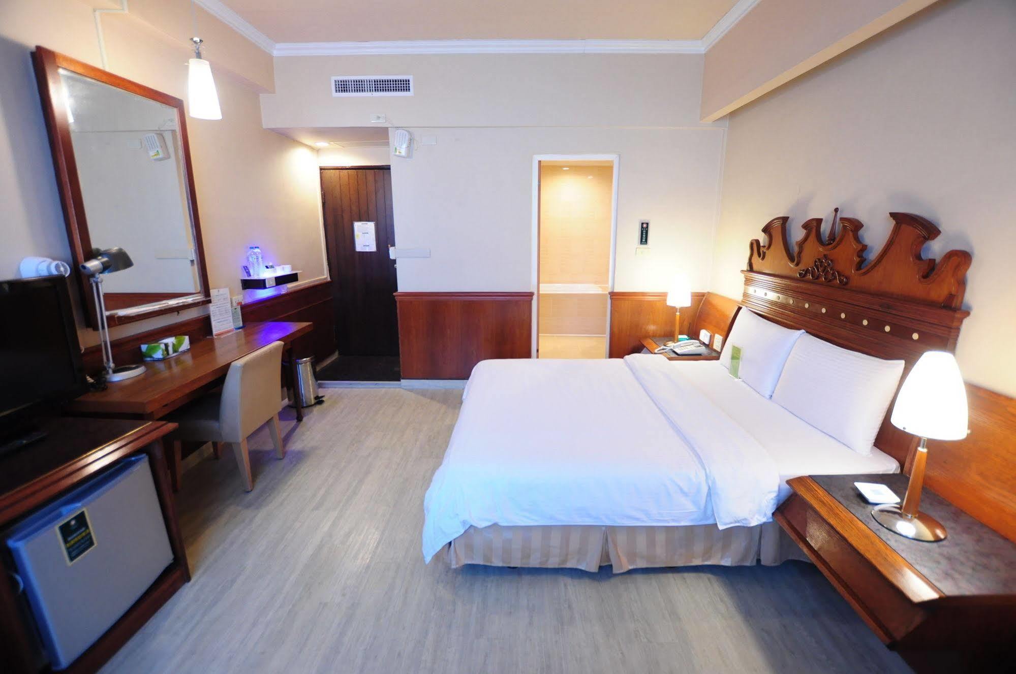 Kindness Hotel Wu-Jia Kaohsiung Exterior foto