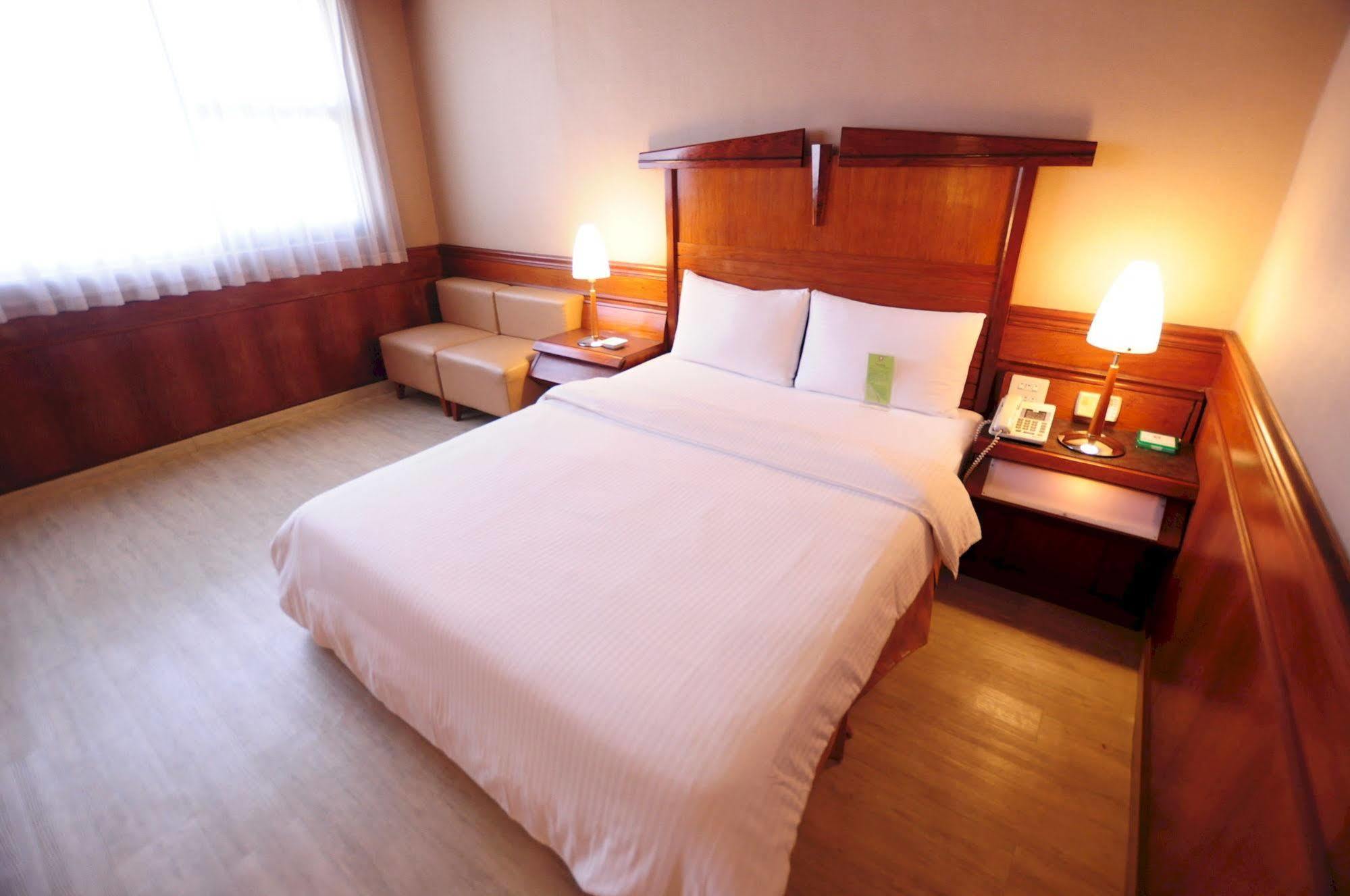 Kindness Hotel Wu-Jia Kaohsiung Exterior foto